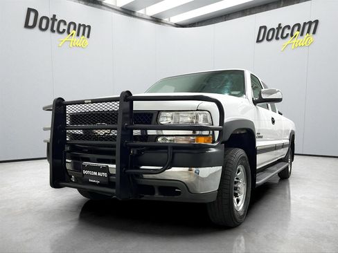 Used 2001 Chevrolet Silverado 2500 LS image 3