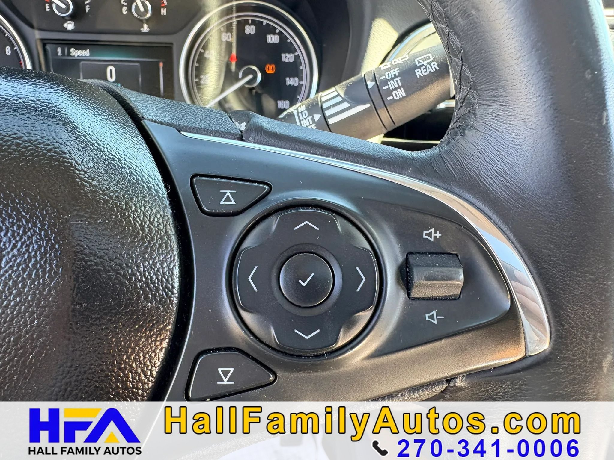Used 2018 Buick Enclave Essence FWD image 27