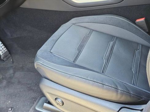 New 2026 Mercedes-Benz GLE 53 AMG AMG GLE 53 image 4