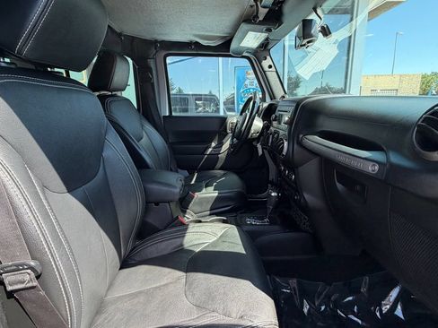 Used 2013 Jeep Wrangler Unlimited Sport AWD/4WD image 12