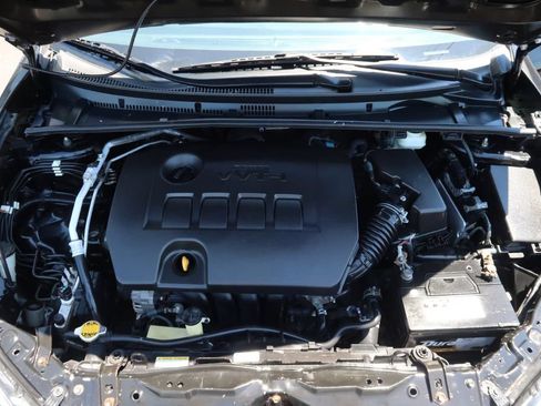 Used 2015 Toyota Corolla L FWD image 12