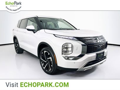 Used 2024 Mitsubishi Outlander SE