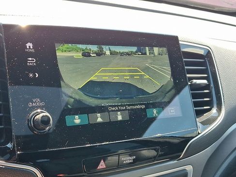 Used 2023 Honda Passport EX-L image 4