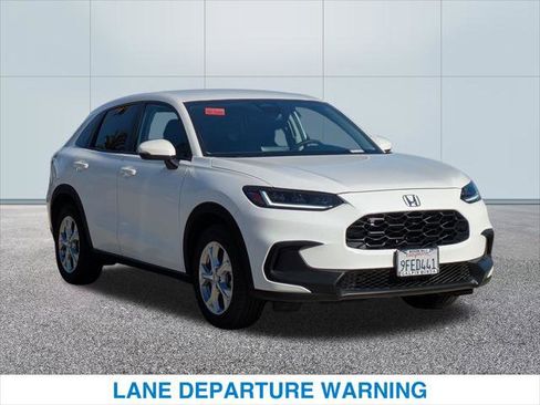 Certified 2023 Honda HR-V LX image 4