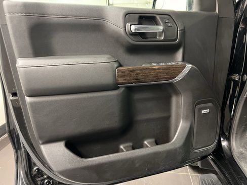 Used 2020 GMC Sierra 1500 Elevation image 27