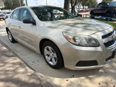 Used 2013 Chevrolet Malibu LS w/ Protection Package FWD image 1