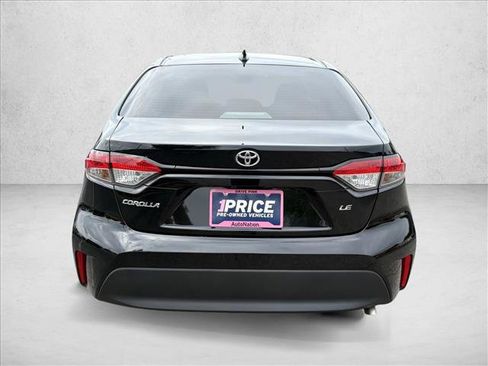 Used 2024 Toyota Corolla LE FWD image 6