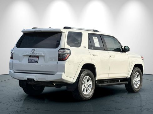 Used 2020 Toyota 4Runner SR5 image 4