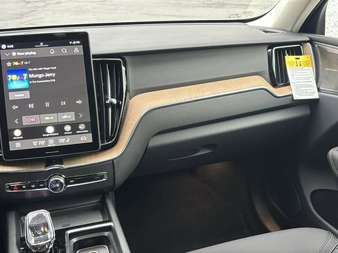 New 2026 Volvo XC60 B5 Plus w/ Protection Package Premier image 8