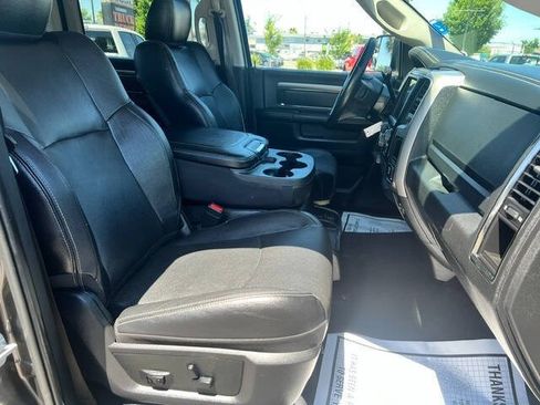 Used 2017 RAM 2500 Big Horn w/ Night Special Edition AWD/4WD image 12