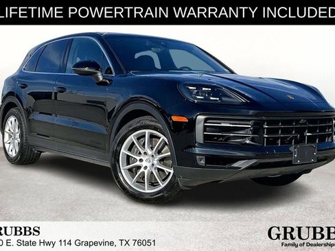 Used 2024 Porsche Cayenne image 1