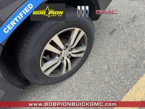 Used 2017 Honda Pilot EX image 3