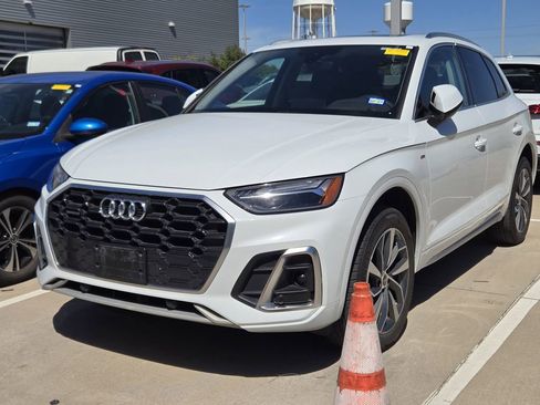 Certified 2023 Audi Q5 2.0T Premium w/ Convenience Package image 6