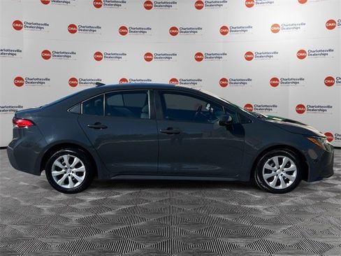 Used 2023 Toyota Corolla LE image 6