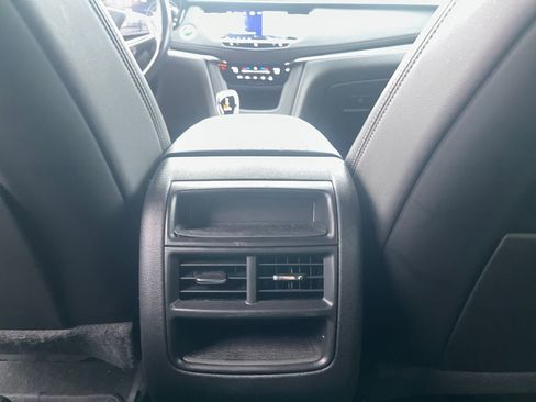 Used 2021 Cadillac XT5 Premium Luxury image 18