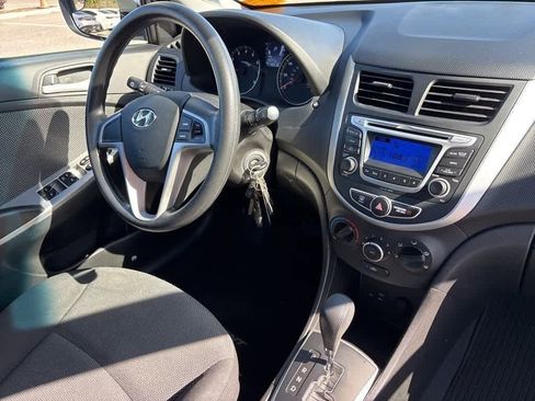 Used 2014 Hyundai Accent GS image 6