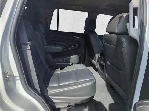 Used 2019 Chevrolet Tahoe LT image 16
