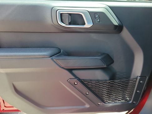 New 2026 Ford Bronco Badlands AWD/4WD image 18