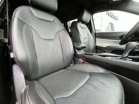 Used 2023 Jeep Compass Limited AWD/4WD image 28