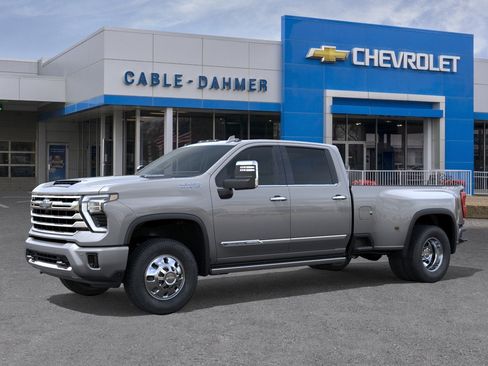 New 2026 Chevrolet Silverado 3500 High Country w/ High Country Premium Package AWD/4WD image 2