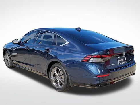 Used 2023 Honda Accord EX-L image 3