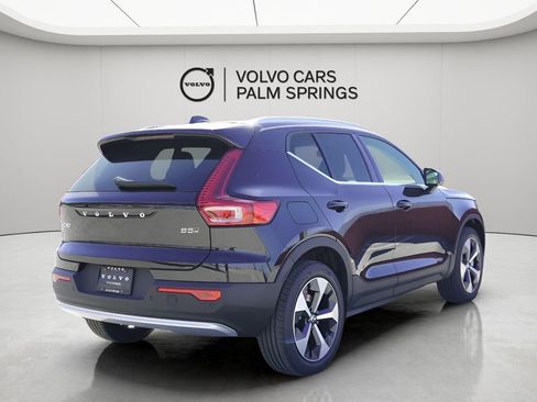 New 2025 Volvo XC40 B5 Core w/ Protection Package Premier image 9