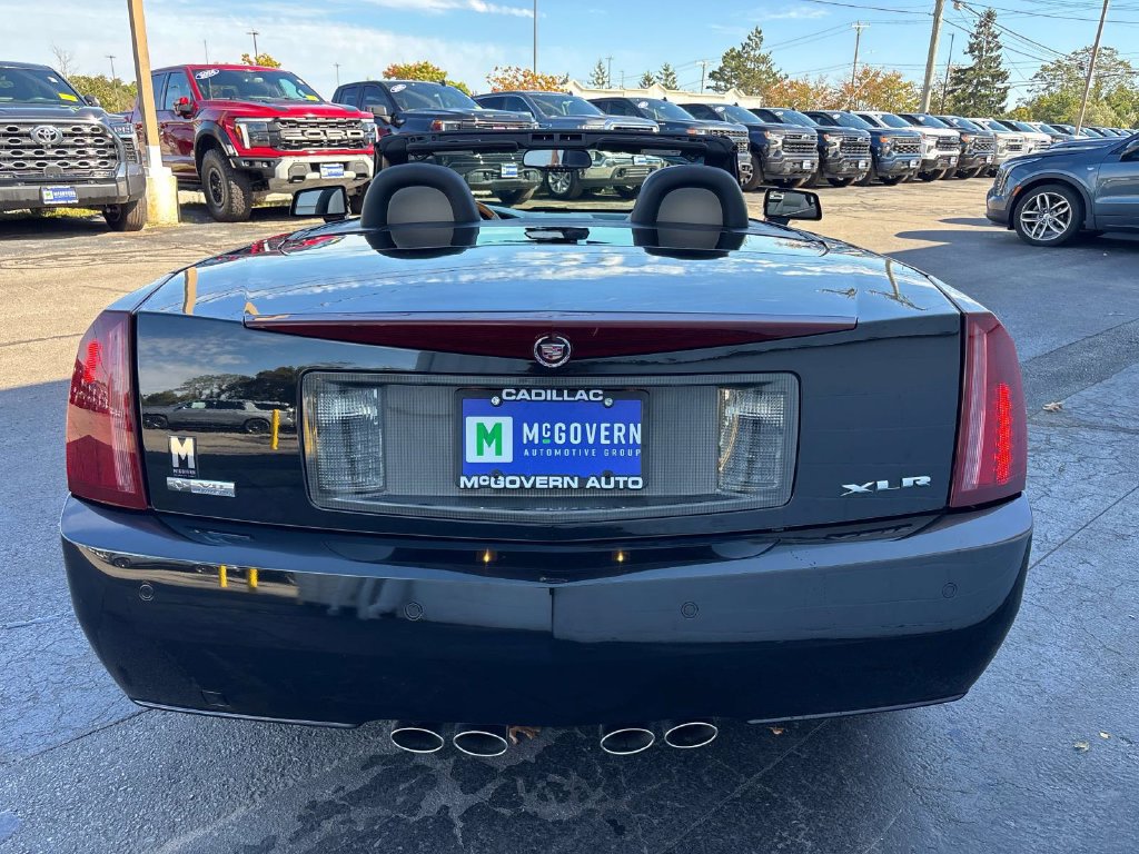 Used 2006 Cadillac XLR RWD image 5
