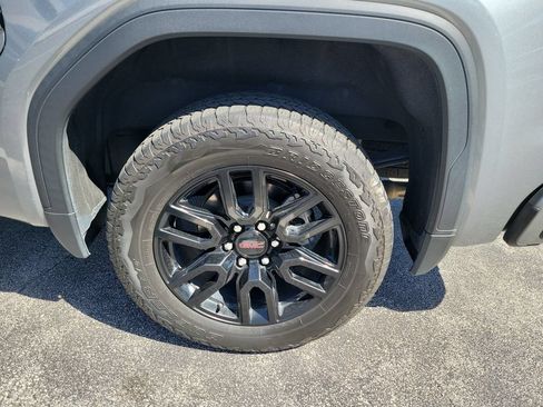 Used 2024 GMC Sierra 1500 Elevation AWD/4WD image 12