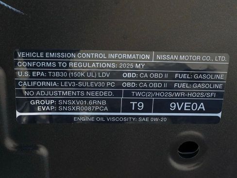 Used 2025 Nissan Versa S w/ Trunk Package image 37