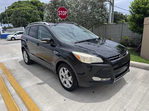 Used 2015 Ford Escape Titanium AWD/4WD image 3