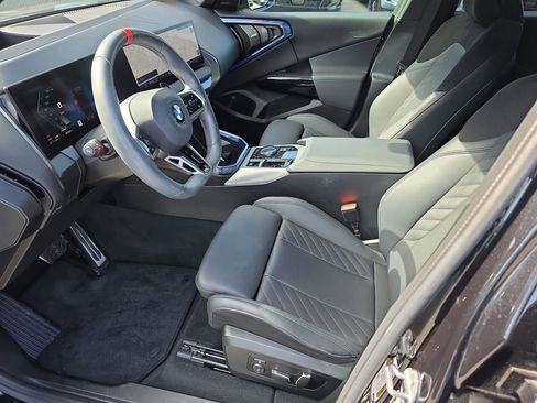 Used 2025 BMW X3 M50 w/ Premium Package image 8