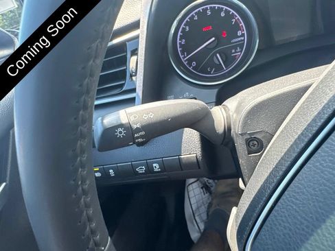 Used 2020 Toyota Camry SE FWD image 40