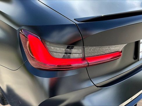 Used 2022 BMW M3 Competition w/ Executive Package RWD image 21
