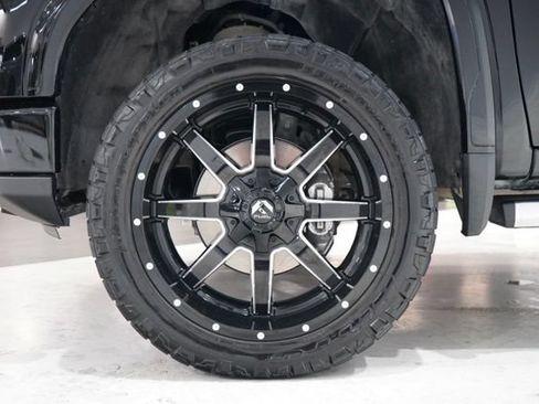 Used 2025 GMC Sierra 1500 Denali w/ Denali Reserve Package AWD/4WD image 11