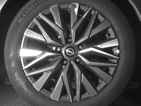 Used 2024 Nissan Altima 2.5 SV image 15