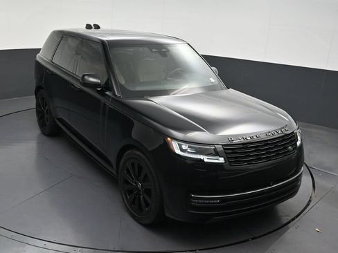 Used 2025 Land Rover Range Rover SE AWD/4WD image 21