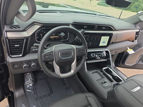 New 2026 GMC Sierra 2500 Denali w/ Denali Reserve Package image 16
