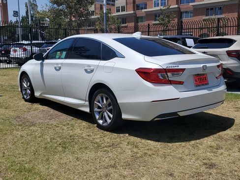 Used 2021 Honda Accord LX image 5