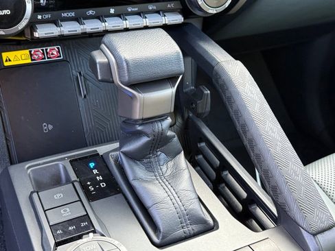 Used 2024 Toyota Tacoma Trailhunter image 24