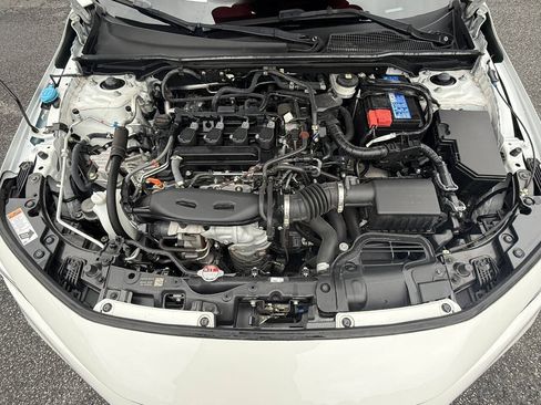 Used 2023 Honda Civic Touring image 31