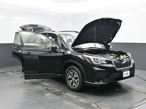 Used 2019 Subaru Forester Premium image 42
