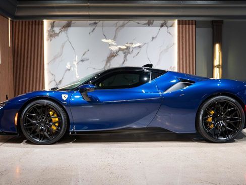 Used 2023 Ferrari SF90 Stradale AWD/4WD image 9