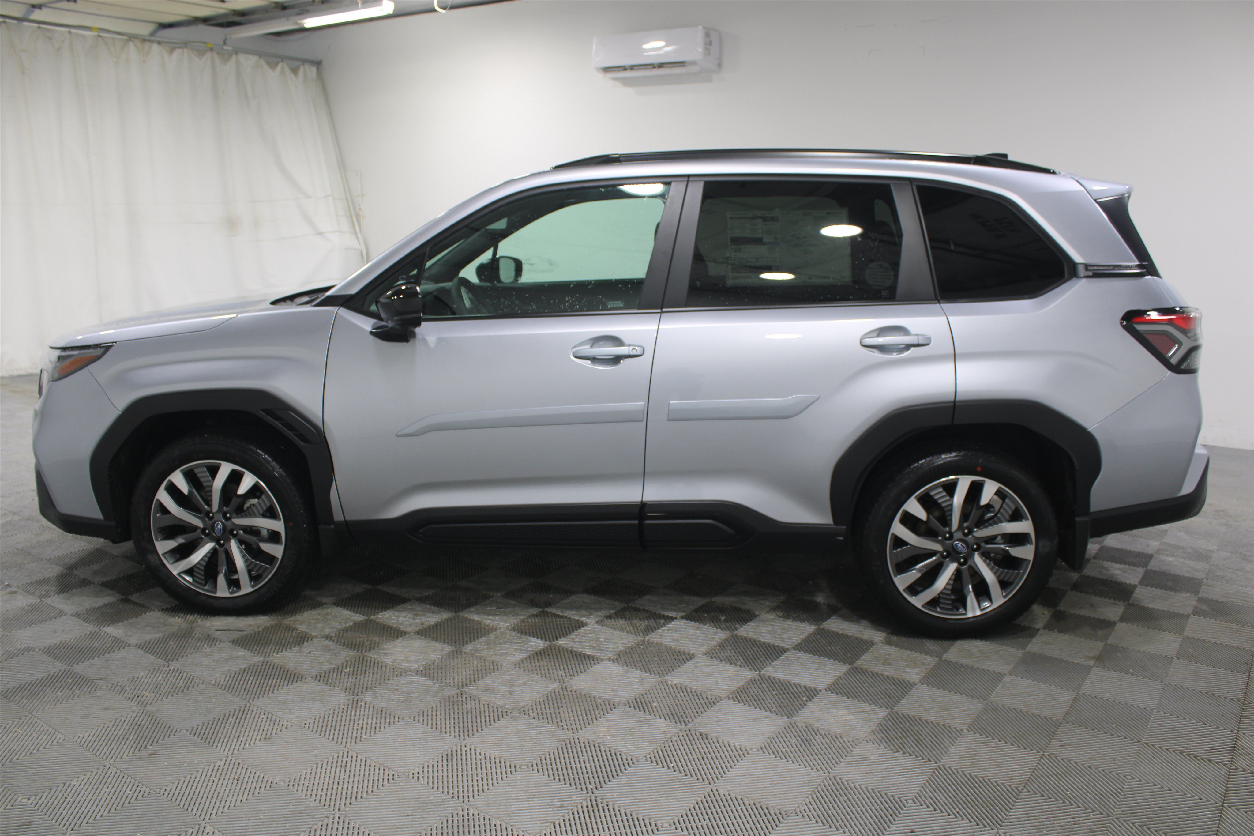 New 2026 Subaru Forester Touring AWD/4WD image 6