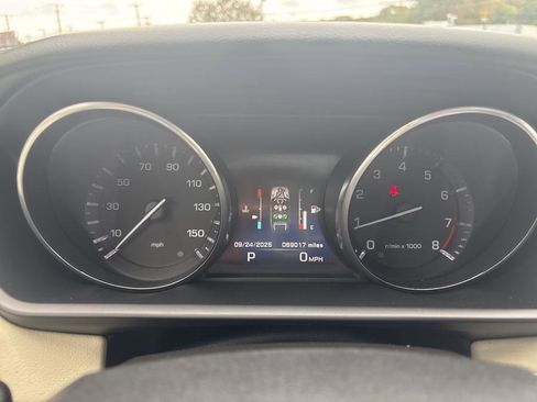 Used 2014 Land Rover Range Rover Sport HSE image 13