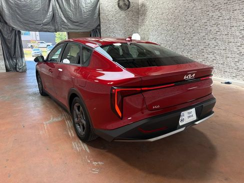 Used 2025 Kia K4 FWD image 5