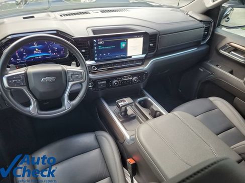 Used 2024 Chevrolet Silverado 1500 LT Trail Boss w/ Convenience Package II AWD/4WD image 14