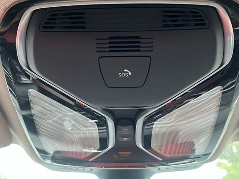 Used 2018 BMW 740i RWD image 24