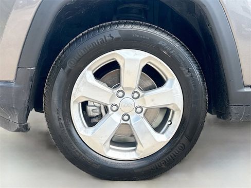 Used 2021 Jeep Compass Latitude w/ Convenience Group image 30