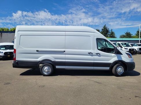 New 2026 Ford Transit 250 148 High Roof Extended AWD image 4