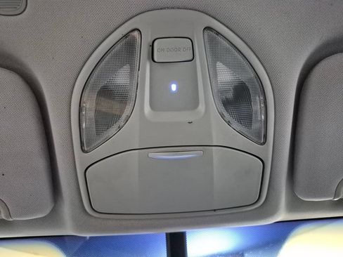 Used 2013 Hyundai Santa Fe Sport w/ Popular Equipment Pkg FWD image 22